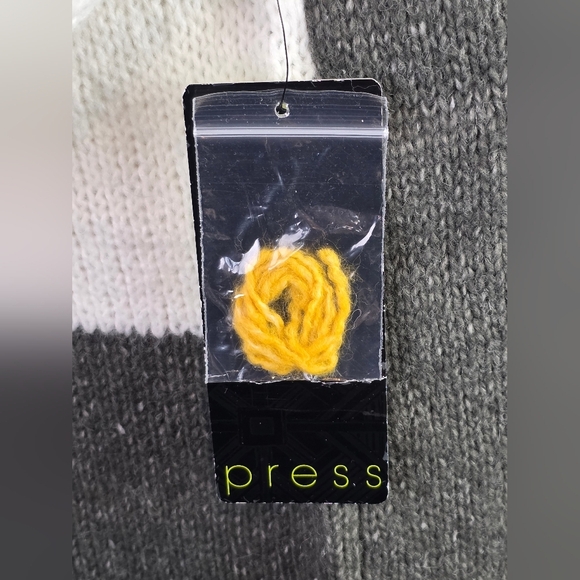 Press Colorblock Chevron Knit Sweater Yellow White Gray NWT Size XS - Picture 9 of 10